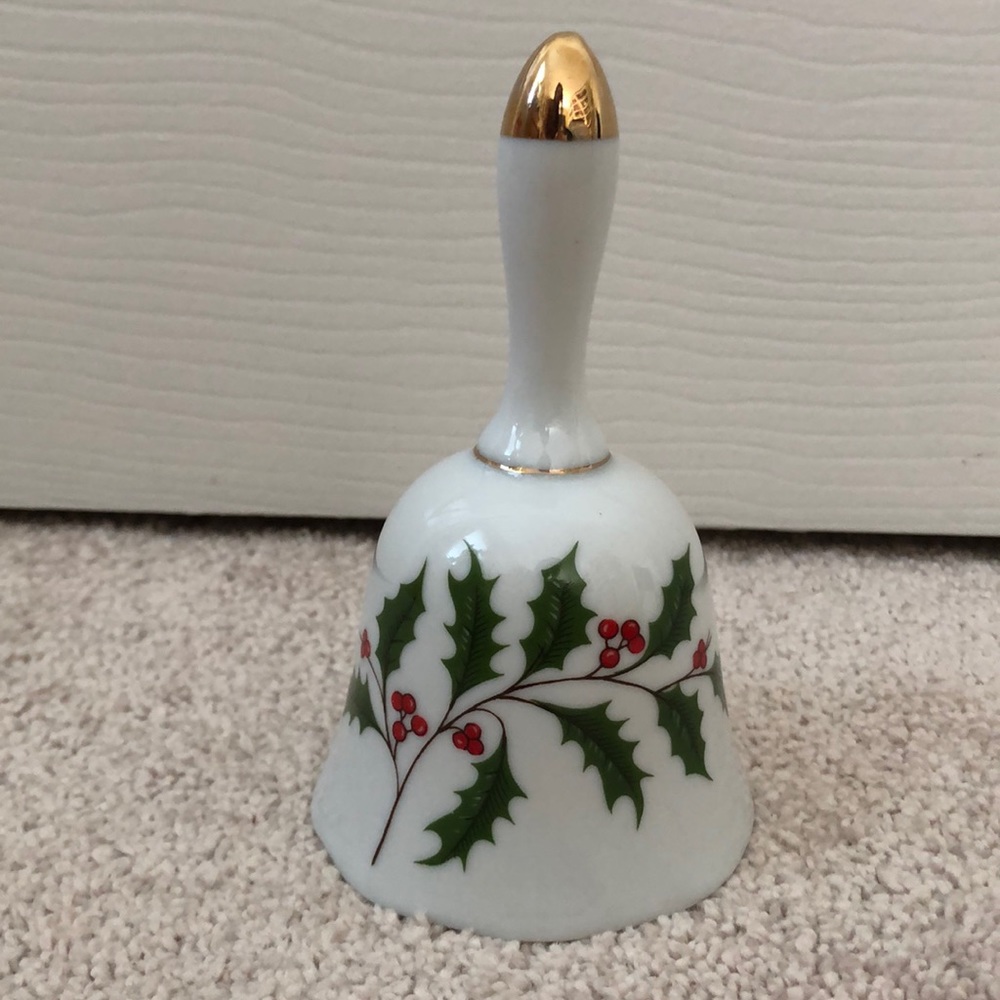 Lennox Inspired Holly Christmas Bell